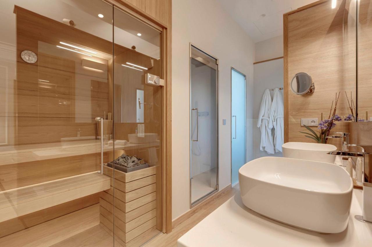 Hotel Boutique Mirlo Barcelona Eksteriør bilde Bathroom
